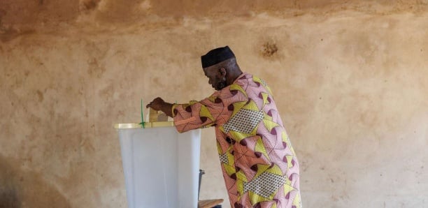 Mali : environ 38% de participation au référendum sur la Constitution