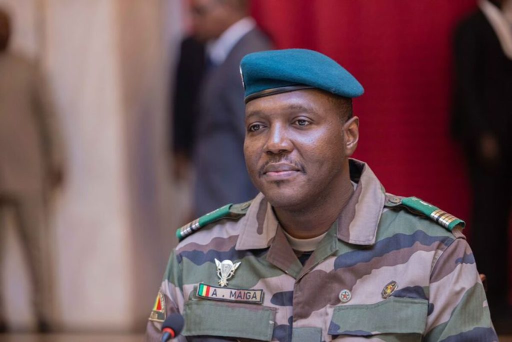 Mali : le général Abdoulaye Maïga nouveau Premier ministre, son prédécesseur reste à l’offensive